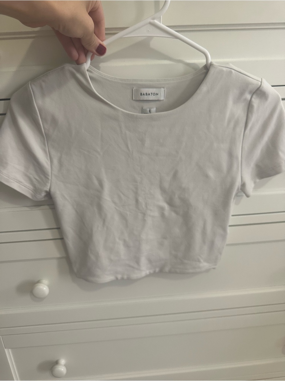 Aritzia Babaton White Short-Sleeve Crop Top